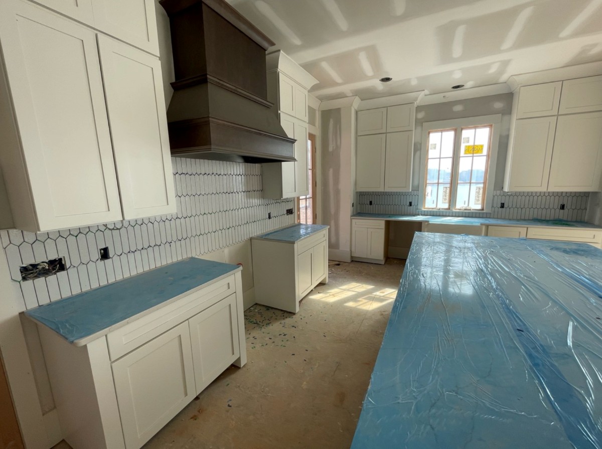 jwrightbuilding's tweet photo. Take a sneak peek at our latest project! 👀😁

This Blackridge home is coming together beautifully, and we couldn't be more excited to see the final product. Stay tuned for more updates! https://t.co/jlyVOgf3j6