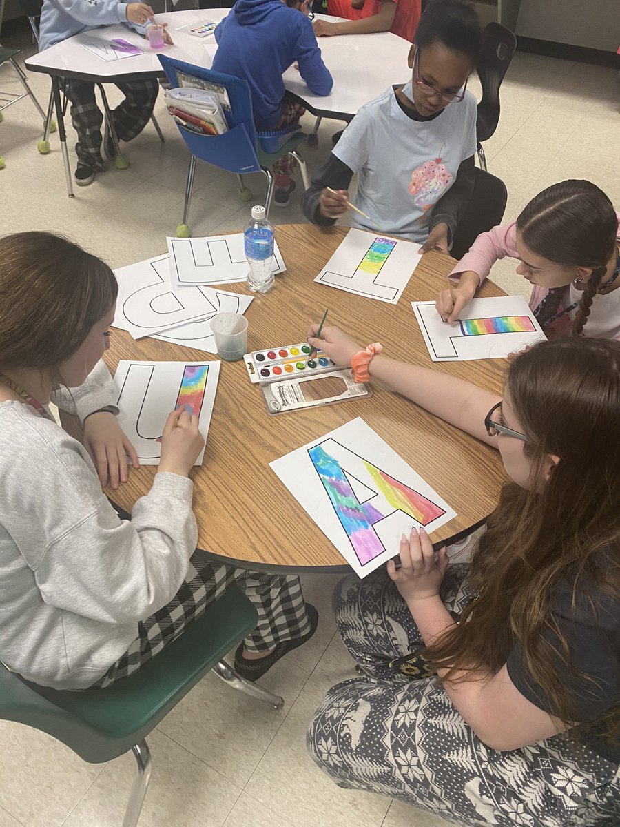 Taryn Homolash tweet media