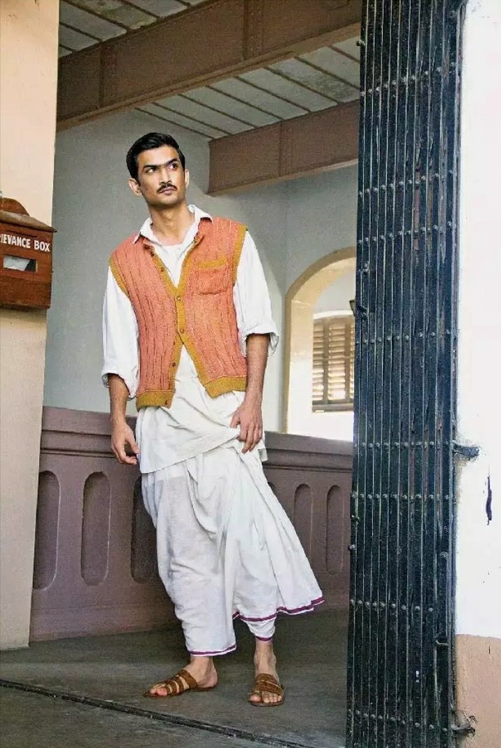 being5555's tweet photo. 8 years of this masterpiece.✨✨

8 glorious years of Sushant as Byomkesh Bakshy 💞💞

The character of Byomkesh still giving us glimpse and special feelings❤ https://t.co/xCoVZ7Bgqi