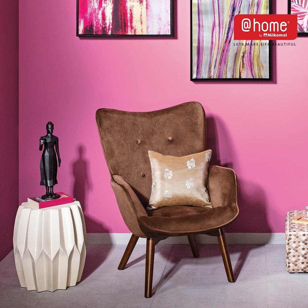 Nilkamal_Homes's tweet photo. Some me time on a comforting chair are all that you need for a relaxing time. Bring home your comfort form @Home's Sofa Fest. Shop from a wide range of products and a variety of styles all available at great deals. Grab it NOW!
#LetsMakeLifeBeautiful #HomeMakeovers #SofaFest https://t.co/rHVF74REoA