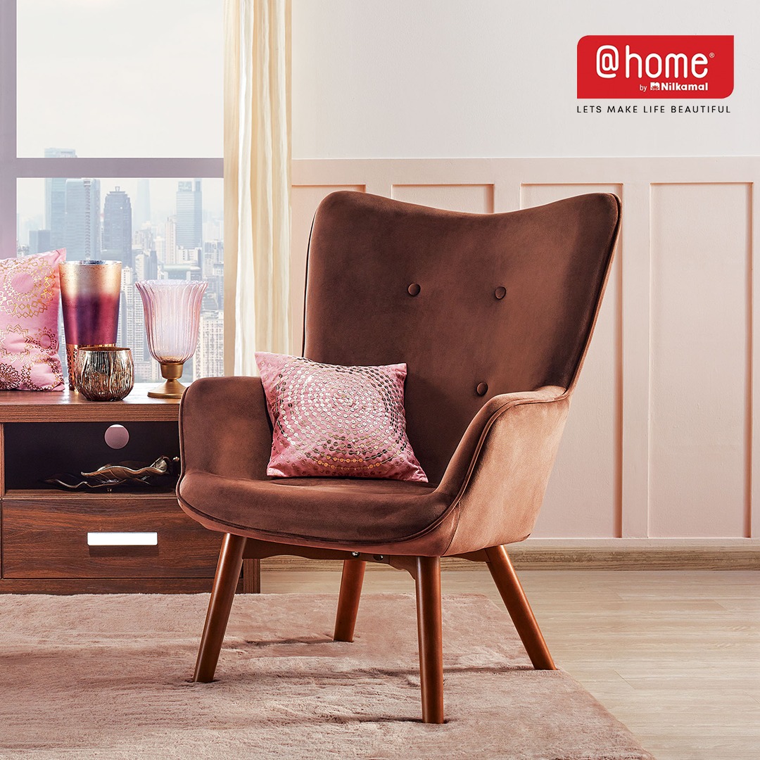 Nilkamal_Homes's tweet photo. Some me time on a comforting chair are all that you need for a relaxing time. Bring home your comfort form @Home's Sofa Fest. Shop from a wide range of products and a variety of styles all available at great deals. Grab it NOW!
#LetsMakeLifeBeautiful #HomeMakeovers #SofaFest https://t.co/rHVF74REoA