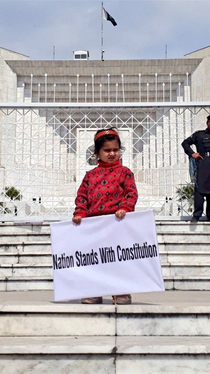 asaddurrani99's tweet photo. کفر کا نظام چل سکتا ھے مگر ظلم کا نظام نہیں چل سکتا۔۔
مولا علی
#NationStandswithConstitution
#StandingWithConstitution
#NationStandWithCJP
#NationSupportsCJP
#NationSupportCJP
#آئین_پرڈٹ_گیا_چیف_جسٹس https://t.co/rNguN6UyFj
