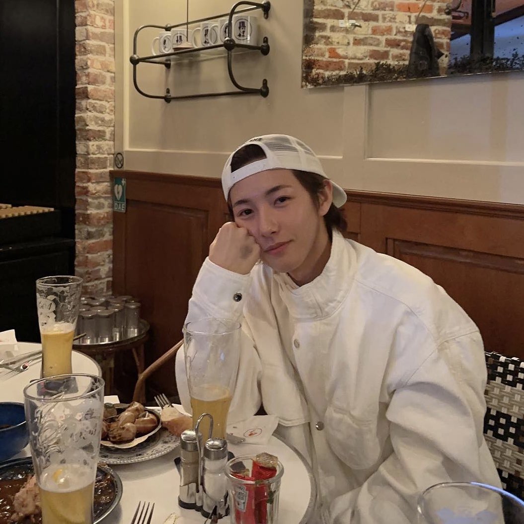 1768323_rj's tweet photo. 파리 런쥔 맛보기만 해도 이정도라는 사실이 
가슴을 웅장하게 만들어 https://t.co/fY88x4cQm8