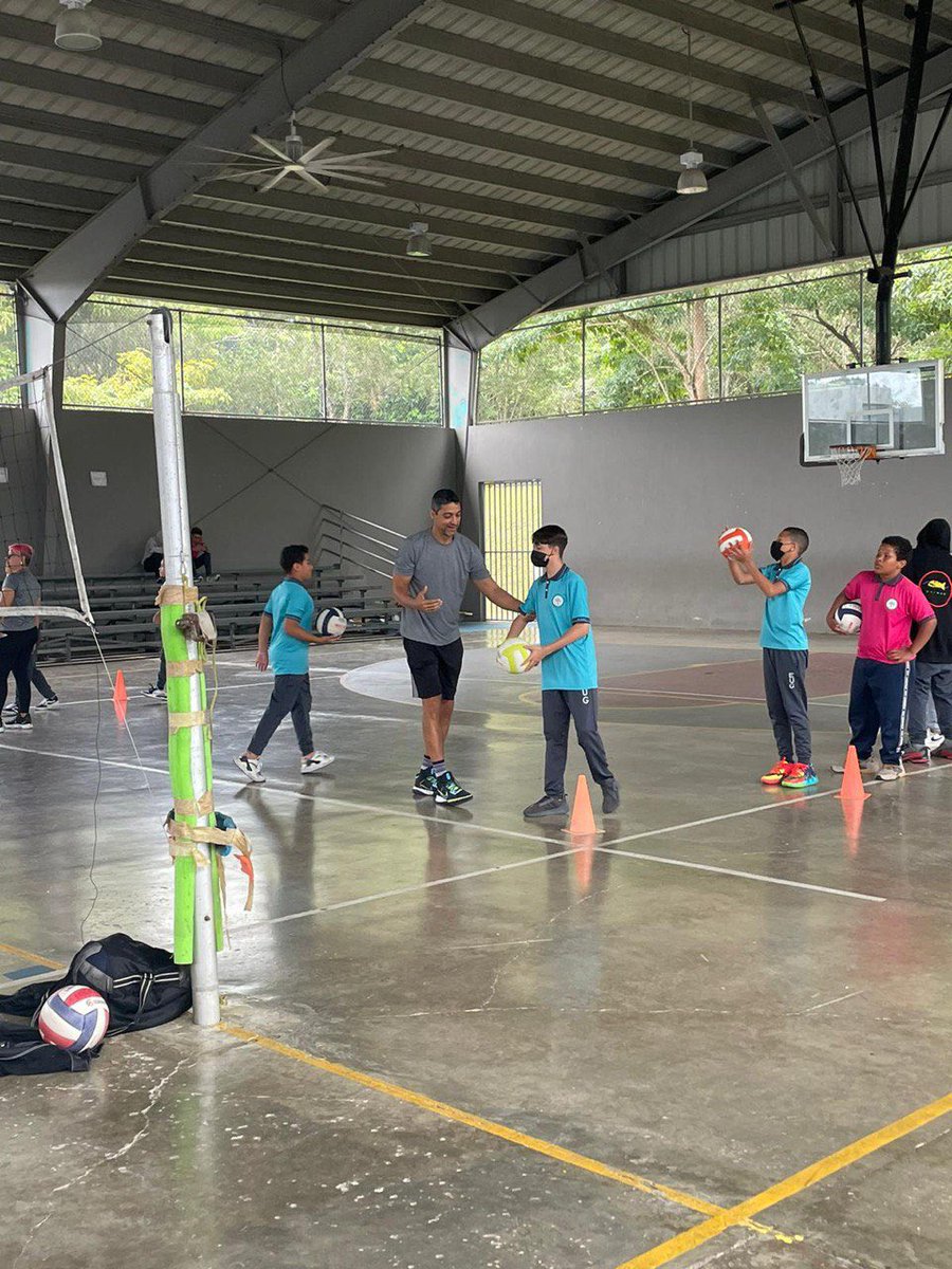 Municipio Guaynabo on Twitter "La Escuela Urbana de Guaynabo culminó