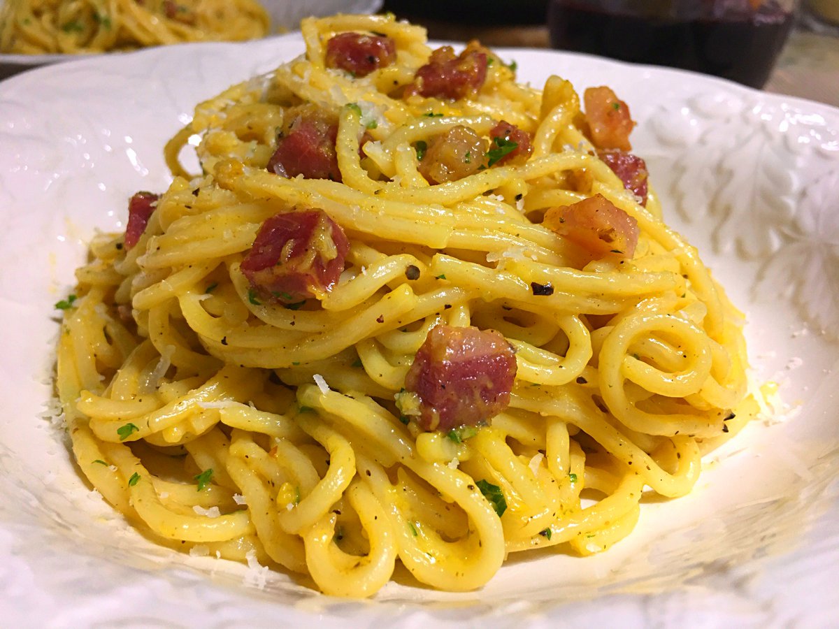 Today is #CarbonaraDay
Spaghetti alla Carbonara🍝… so tasty 😋+ quick and easy to make⏳👩‍🍳🧑‍🍳!

#YouTube: youtu.be/nljCceQ0Acw
#RECIPE: clubfoody.com/cf-recipes/spa…

@EventGuideToday @DiningGuide2Day