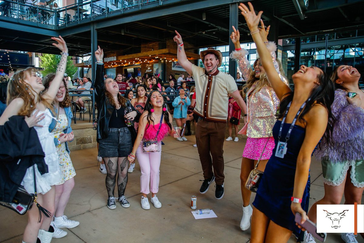 The Tay-Gate Party on Saturday at Texas Live brought Swifties together before the concert. 🧵⬇️