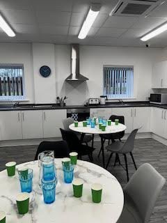 Tania Hudson (@taniahud5on) on Twitter photo The Retreat@Birchwood goes live today. 😃 3 beds for 16/17 yr olds needing a non clinical crisis support stay. Commissioned by the LSC LPC for CYPMH working with the team <a href="/BirchwoodCentre/">The Birchwood Centre</a> The Retreat@Birchwood goes live today. 😃 3 beds for 16/17 yr olds needing a non clinical crisis support stay. Commissioned by the LSC LPC for CYPMH working with the team <a href="/BirchwoodCentre/">The Birchwood Centre</a>