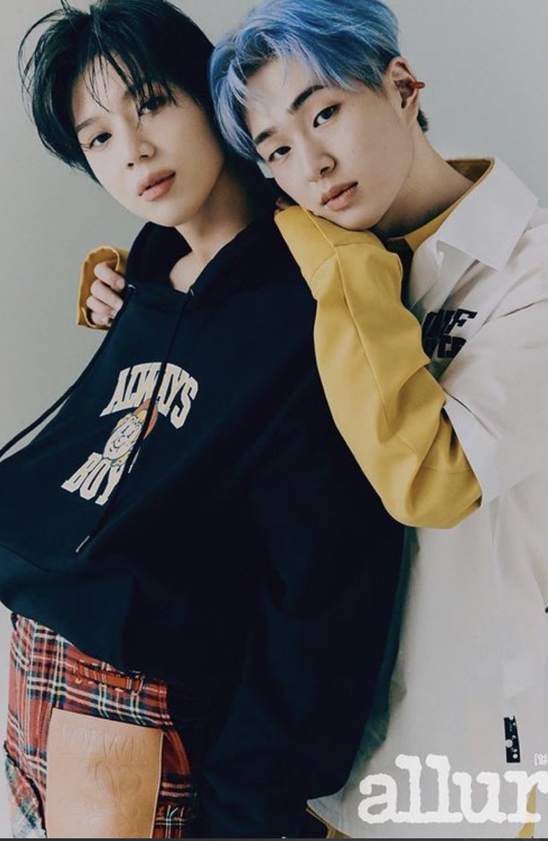 on_____tem5's tweet photo. テミンちゃーーーん！！！
待ってたよ😭💗
おかえりなさい😭💗
#TAEMINisback https://t.co/o5aV9wIFlm
