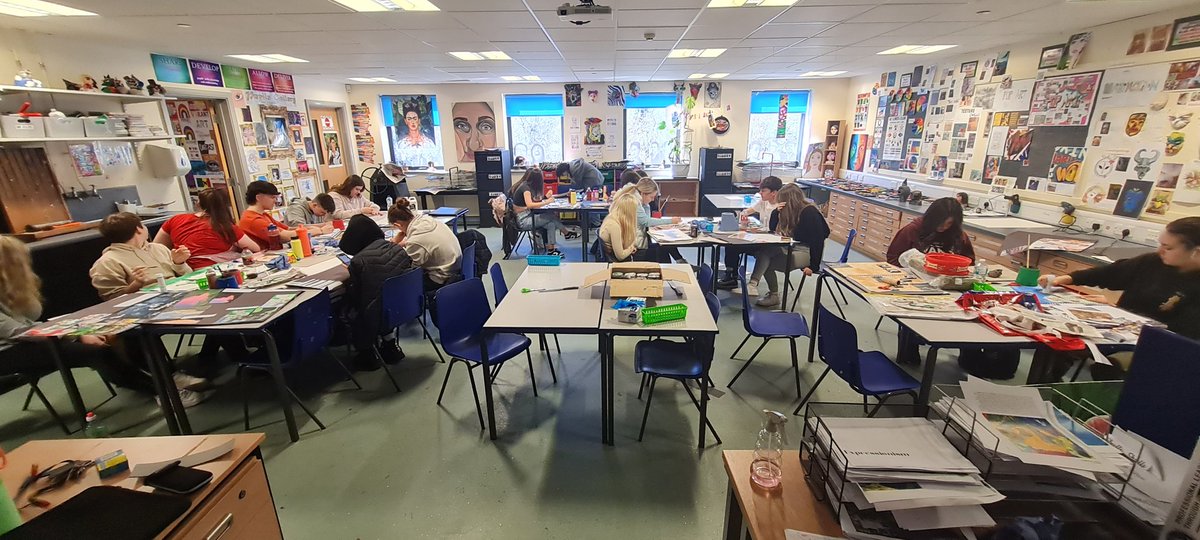 Idris Davies School Art Department tweet media