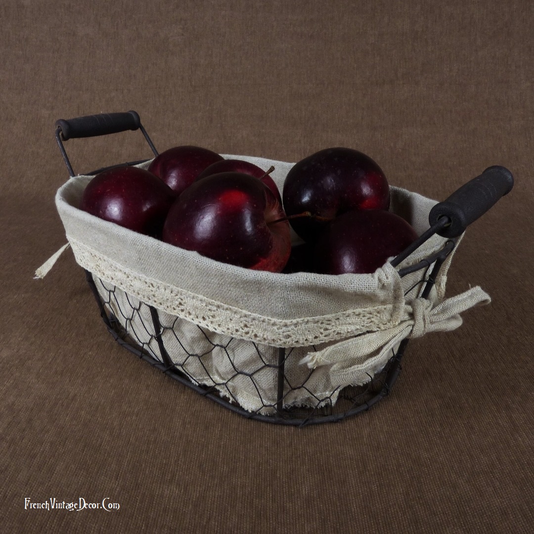 FR_VintageDecor's tweet image. Retro French Wire Kitchen Basket
frenchvintagedecor.com/listing/143734…

#wirebasket #storagebasket #fruitbasket #eggbasket #kitchenstorage #baskets #kitchendecor #bathroomdecor #countrykitchen #farmhousekitchen #frenchvintagedecor #cottagedecor #rustickitchen #vintagestore #kitchenbasket