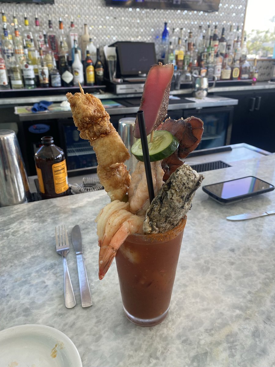 JeffJones2021's tweet photo. @ChefRonSullivan This is the right one, it has 3 jumbo shrimp (necessity), oyster, 3 mahi mahi fried bites, ahi tuna, lobster tail, cucumber. I think I paid $28? #FloridaRules https://t.co/kDwVSRRpkb