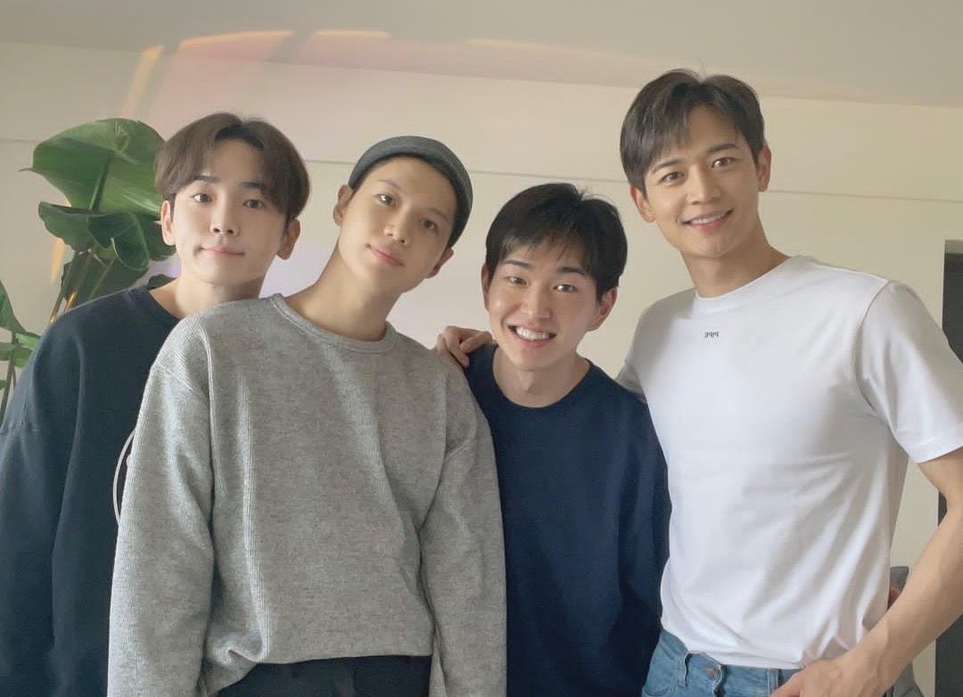 SHINee military era is over forever 🤍