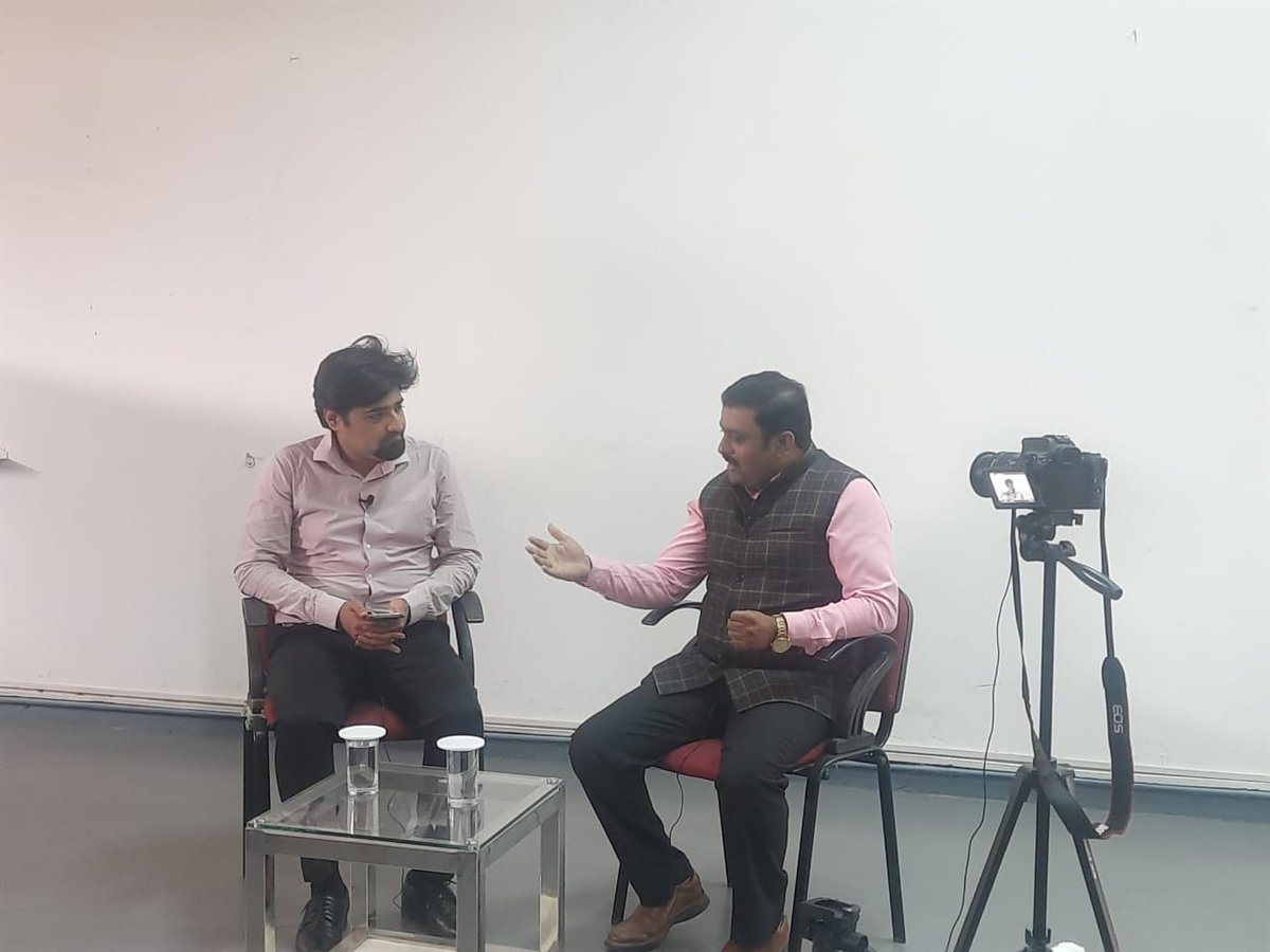 iijnmbangalore's tweet photo. TV News students producing a talk show with @annatarajgowda, chief spokesperson of @INCKarnataka, where issues from Rahul Gandhi's defamation case to the upcoming Karnataka state elections were discussed. Stay tuned for it! https://t.co/qCj47KPpdY
