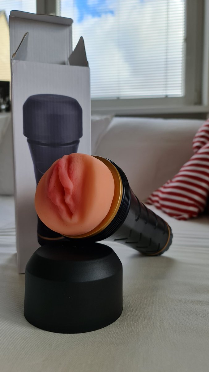 LoveYourMoans's tweet photo. New toy from joom, Polish shop with cheap but great toys 😜 https://t.co/LfDEriByEK 
Who want to replace the toy? 😜
#gay #sextoy #fuck #czechgay #gayczech #bigdick #hairyass #daddy #gaydaddy #domgay #topgay #gaybear #czechbear #czechcurak #czechdick #masturbaition #cum #bulge https://t.co/bx6N0Hm9W4