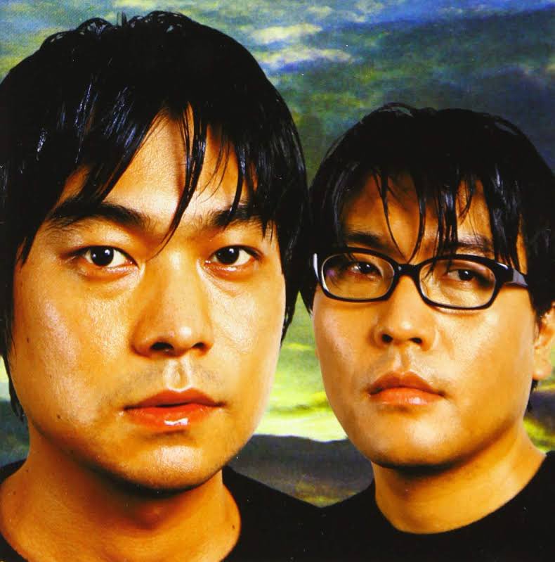 noxxxtwin's tweet photo. キリンジの「3」の元ネタは10cc「Deceptive Bends」の裏ジャケで、表ジャケはサザンがベストアルバムでオマージュをやってますという明日から使えるムダ知識 https://t.co/vU5q3sLGlv