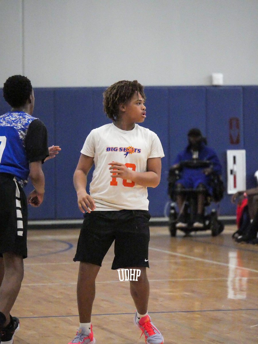 TeamFordHoops's tweet image. 15u went 1-2 this past weekend. For them to get better; they have to understand it is not always winning in the summer. 

#weworking #welearning #teamoverself
