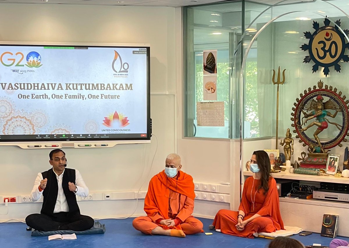 DrVikrantSTomar's tweet photo. Conducted session to promote the theme of G20 "Vasudhaiva Kutumbakam" in an International Conference in the context of "The World is one family" at Portuguese Yoga Confederation Lisbon. More than 70 Yoga Sadhakas witnessed the C20 WG Program. https://t.co/duozMIql80