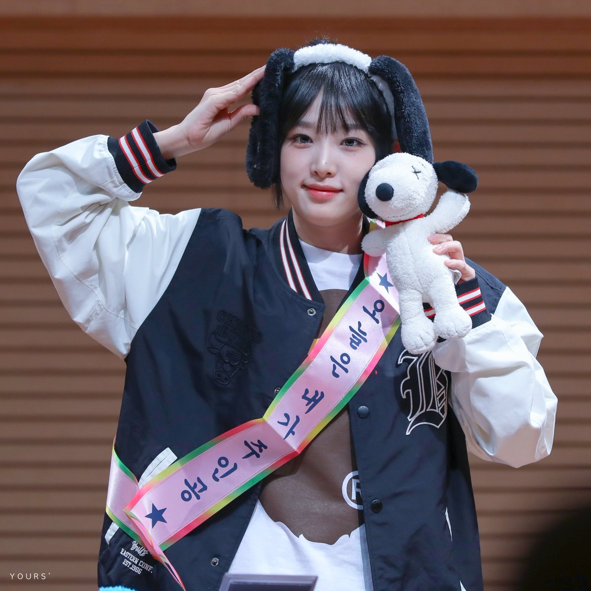 yours_1999x2001's tweet photo. 예나와 동물친구들 ❤️ https://t.co/2UYpTA37Q4
