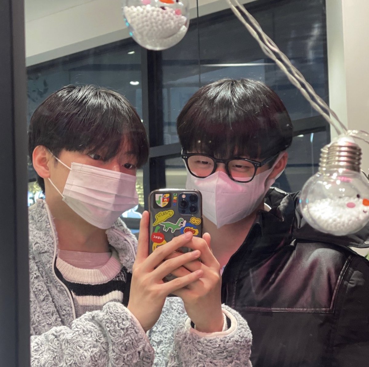 헌이 tweet media