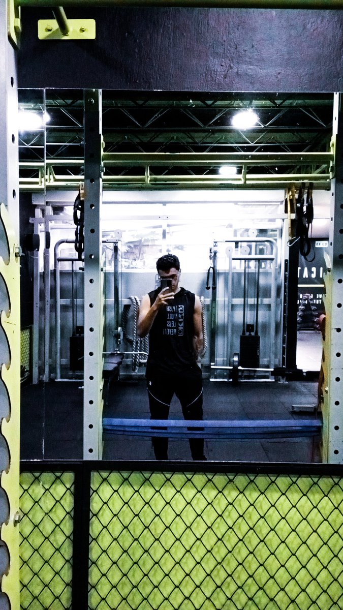 criss_wfl's tweet photo. Let's start the week with good energy 😉
#fitness #gymmotivation https://t.co/jxP2C23wZg