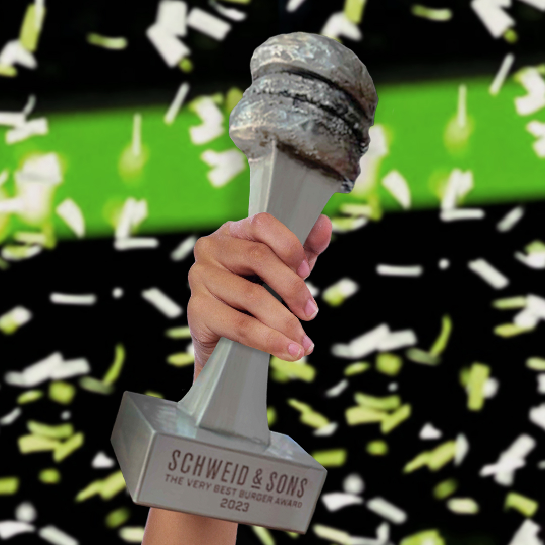 BurgerFi's tweet photo. BurgerFi has the burger for champions! Our BBQ Rodeo Burger has a history of winning 😎 #TheVeryBestBurger 🏆 Good luck to @Aztec_MBB and @UConnMBB tonight! 🏀 #MarchMadness https://t.co/UpgJrOakOk