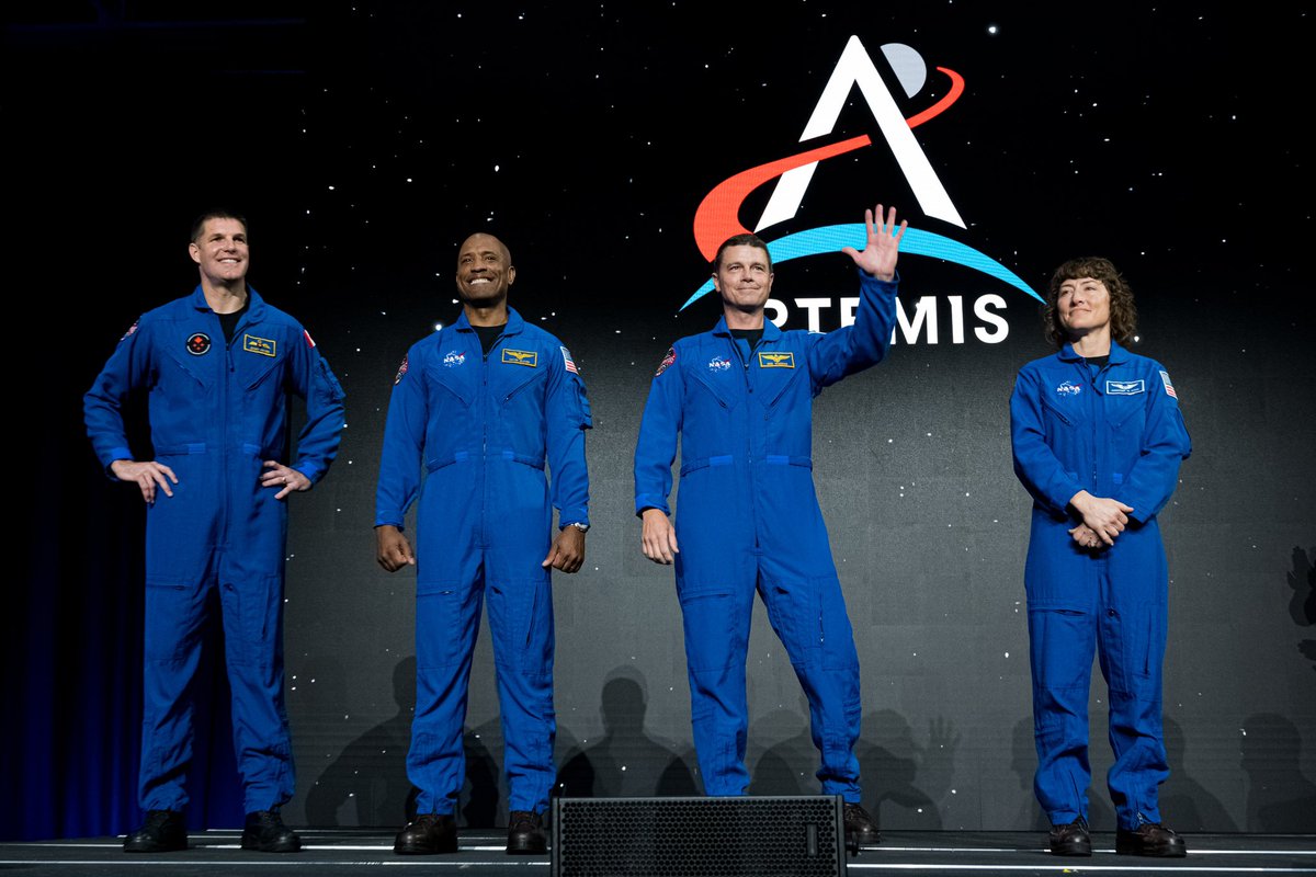 Meet the crew of Artemis II — they will be the first humans to travel to the Moon since Apollo 17 in 1972, and will launch atop NASA’s Space Launch System rocket and Orion capsule as soon as late 2024:

Reid Wiseman, Victor Glover, Christina Koch, and Jeremy Hansen