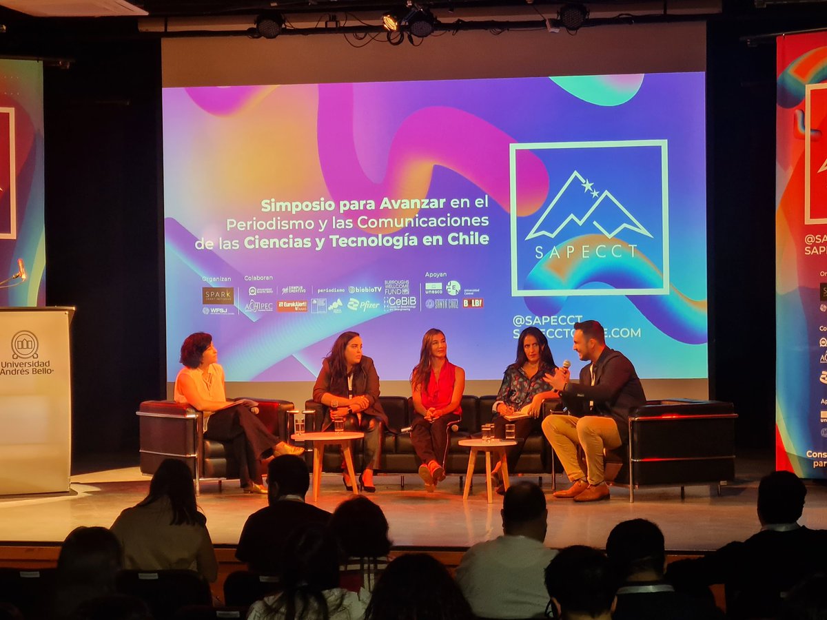 MEstrellaPachec's tweet photo. Comienza #SAPECCT. Simposio para avanzar en el periodismo de las CyT en Chile 
@sapecct @Achipec @paloma_avila @TV_DanielS @AndreaObaid @aisen_ministra @min_ciencia https://t.co/hljcRbtOsf