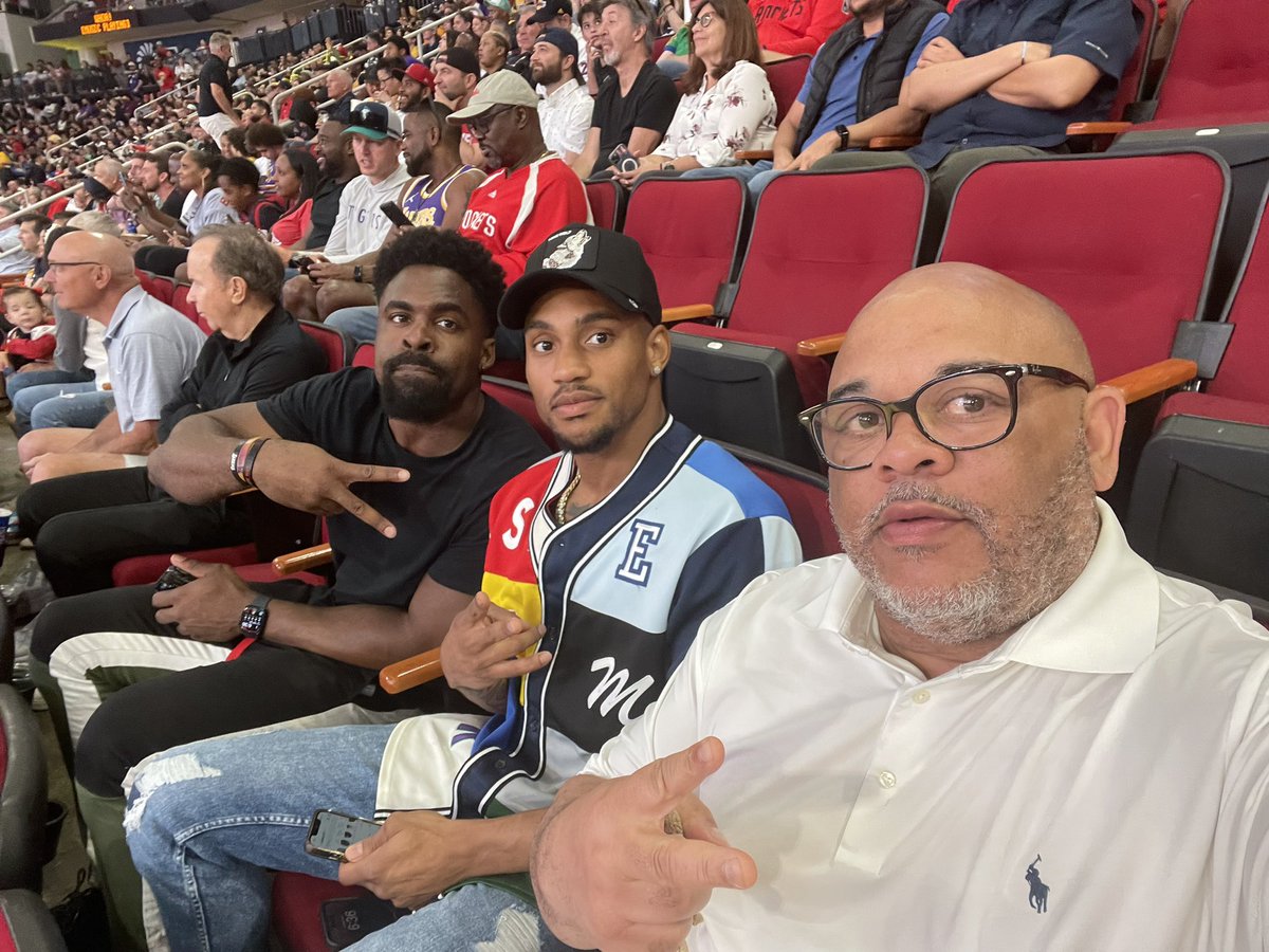 I will be 52 this month and these young guy’s definitely tested my stamina all weekend!! Always a blast with my NFL guys. No time to rest headed home with a boat load of work to do!! Let’s get it!! #LoveTheseGuys <a href="/ig_nacious_/">Joel “Iggy” Iyiegbuniwe</a> <a href="/cannnon25/">Trenton Cannon</a>