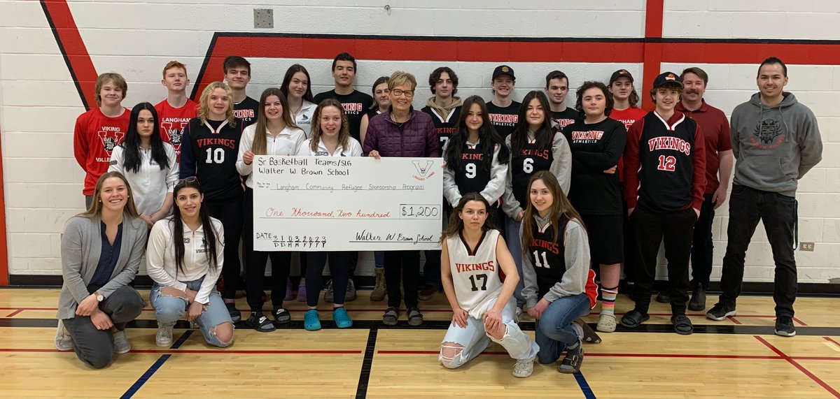 The @WWB_Vikings senior basketball teams have been raising funds for the Langham Refugee Committee and last week presented the group with a cheque for $1200! We are proud of our students and their desire to make a difference in our community! #pssdprideandjoy #mpscpssd