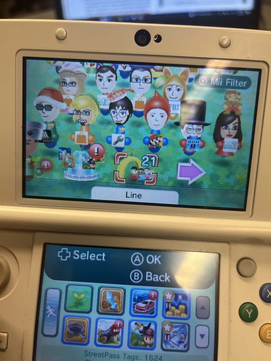 Bigbrogogo's tweet photo. One thing I forgot to share about MGC this weekend was the overwhelming number of streetpasses! What a great way to celebrate #StreetPassWeekend2023 I got around 40 streetpasses so many that I had to send some to wait in line! Truly Magical! https://t.co/2qxpAFNqPJ