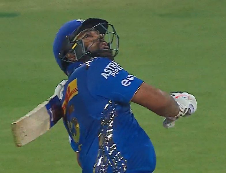 171off90's tweet photo. 41 year old MS Dhoni is better than any version of Rohit Sharma https://t.co/sLRkceuG26