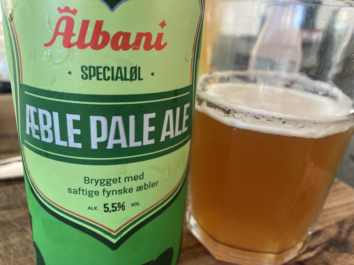JesperNRasmusse's tweet photo. Når man er allergisk over for frisk frugt, må man sørge for at få sine seks om dagen på en anden måde🍺 https://t.co/3SpO6FQtWc