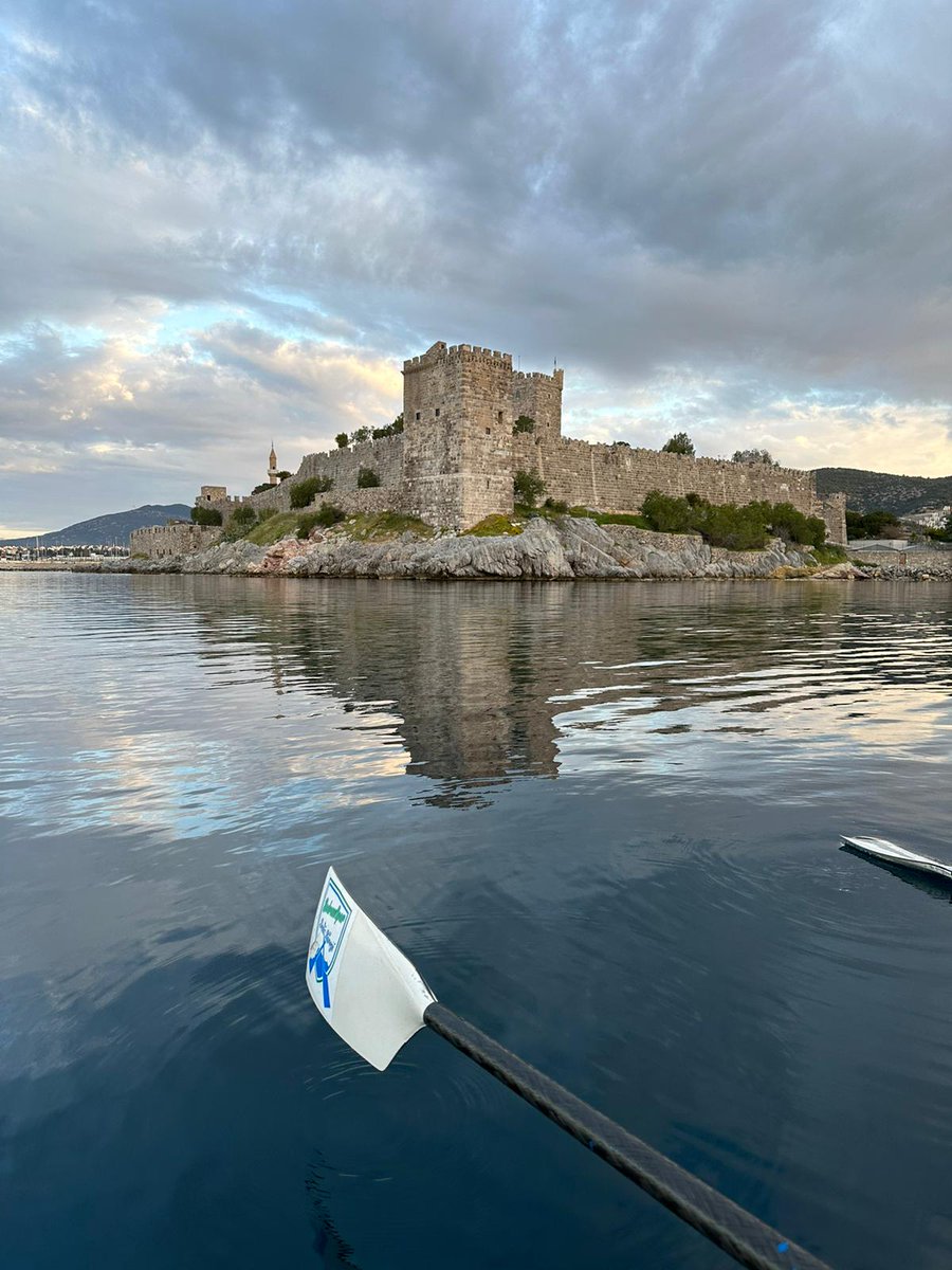 Drifting the shallows and the rowing won't stop… #bodrumrowingclub #bodrum #bodrumrowing #rowing #row #coastalrowing #kürek #rowingmotivation #rower #rowingturkey #rowingbodrum #rowinglife #generationrowing #denizküreği #rowingclub #rowingpassion #rowingbible #spor