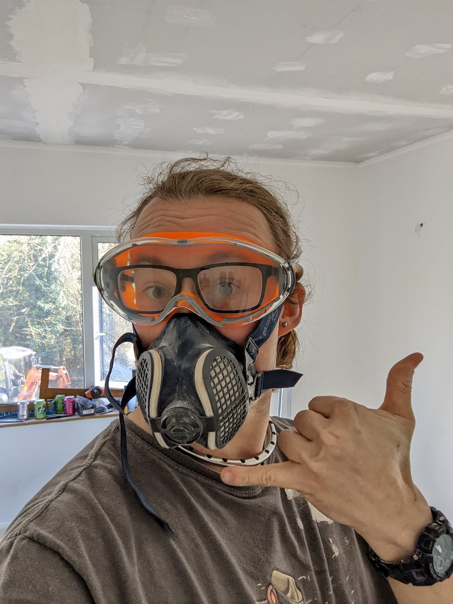 iboopthings's tweet image. "What a dusty bitch"