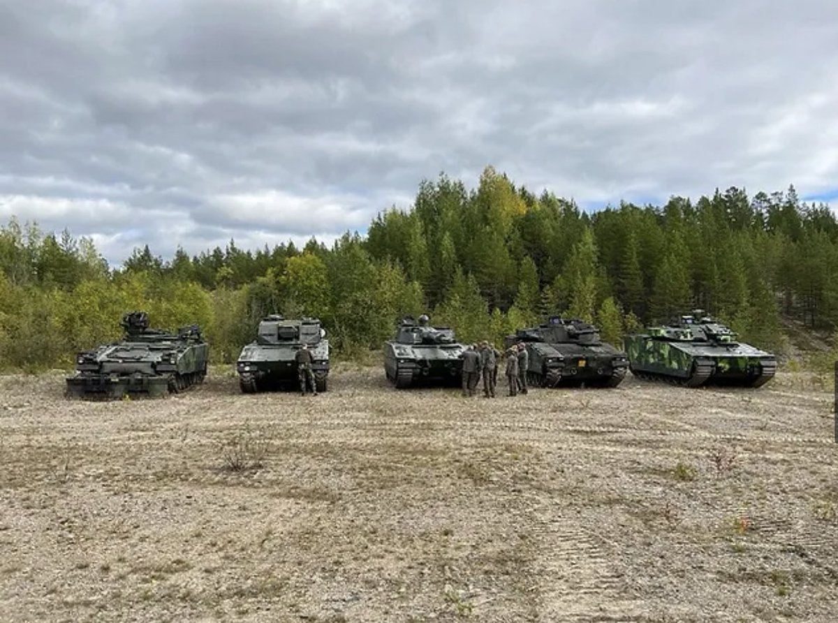PucaraDefensa's tweet photo. El @exercitooficial busca sucesor de #Leopard #1A5 y nuevo #blindado de #infanteria
@abimde @DefesaGovBr #tanque #vbc #ExercitoBrasileiro #vci #vbtp @BAESystemsInc @BBofors @ElbitSystemsLtd
https://t.co/OJdQ9xsmIa https://t.co/6qBIy8HBsX