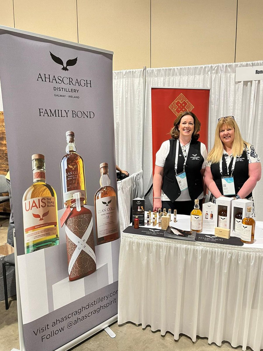 ahascraghspirit's tweet photo. Ahascragh Distillers on tour ✈️ We had a wonderful weekend showcasing our spirits at Whisky Live London and woke up in sunny Florida for WSWA Access Live.

Looking forward to meeting you all. #IrishWhiskey #AhascraghDistillery #WSWA #AccessLive https://t.co/tsVniSQYAD