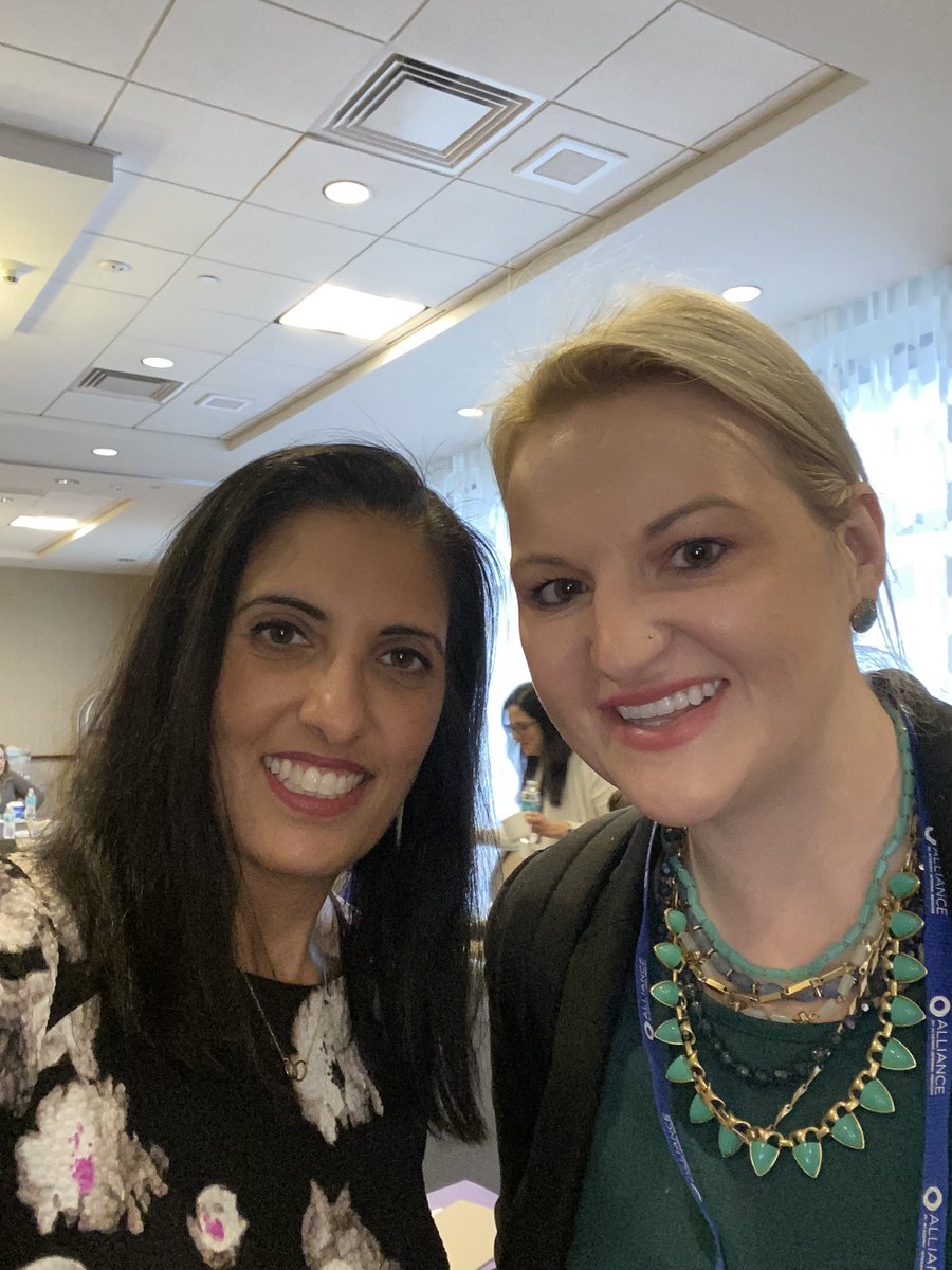 #WashU representing at #AIMW23 

Wonderful time for connecting, supporting, learning together 

#NewChiefs #SupportIsAVerb #LifeLongLearning #MedEd #MedTwitter