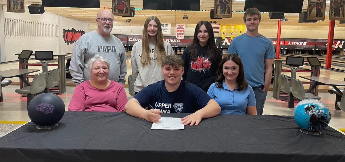 UIUBowling tweet media