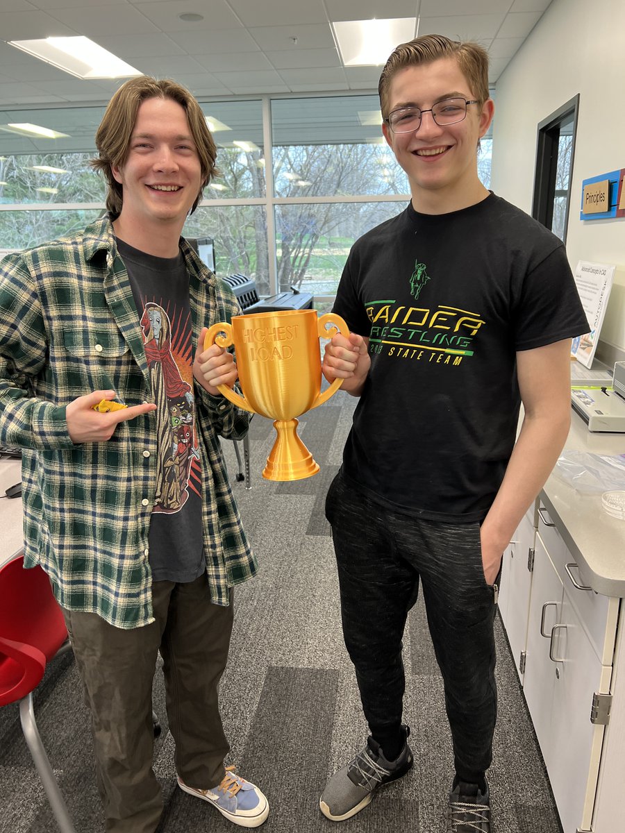 theSMSD's tweet photo. Congratulations to Xavier Williamson and Xander Hale for their outstanding performances at their recent bridge design and drafting competitions! Xavier took 1st place with his balsa wood bridge holding 19.9 lbs and Xander took 1st place with his 3D printed bridge holding 257lbs! https://t.co/N4h0N6vkrj