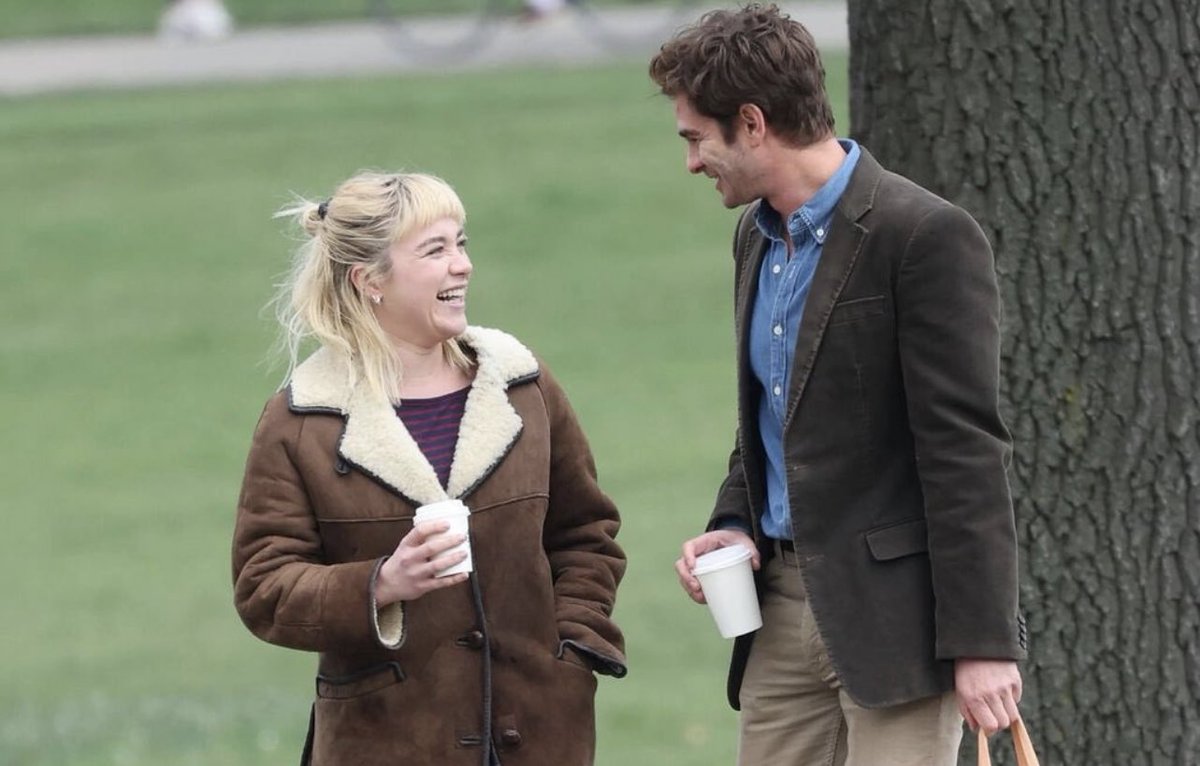 garfysource's tweet photo. Andrew Garfield and Florence Pugh on the set of their new movie We Live in Time https://t.co/DjYrOhaETi