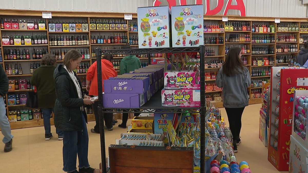 WPFO FOX23 on Twitter "RT WGME ICYMI The largest candy shop in New