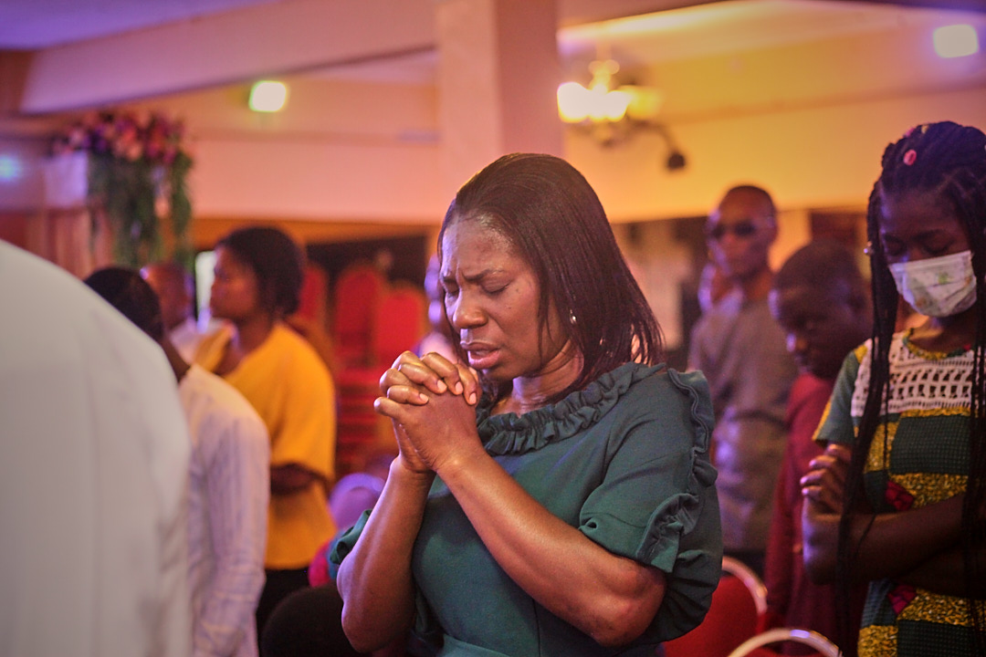 ICGCNungua's tweet photo. "We know that Christ, being raised from the dead, will never die again; death no longer has dominion over him” ~ Romans 6:9
Celebrating the triumphant entry of our Lord Jesus Christ🌴🌴🌴
#palmsundayservice
#EasterCelebration
#SundaysAtICGC
#WeAreICGC https://t.co/BuGqjdg0nU