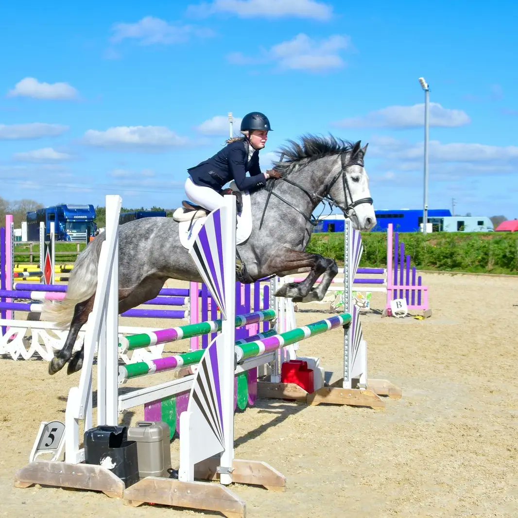 Tony hamilton tweet media