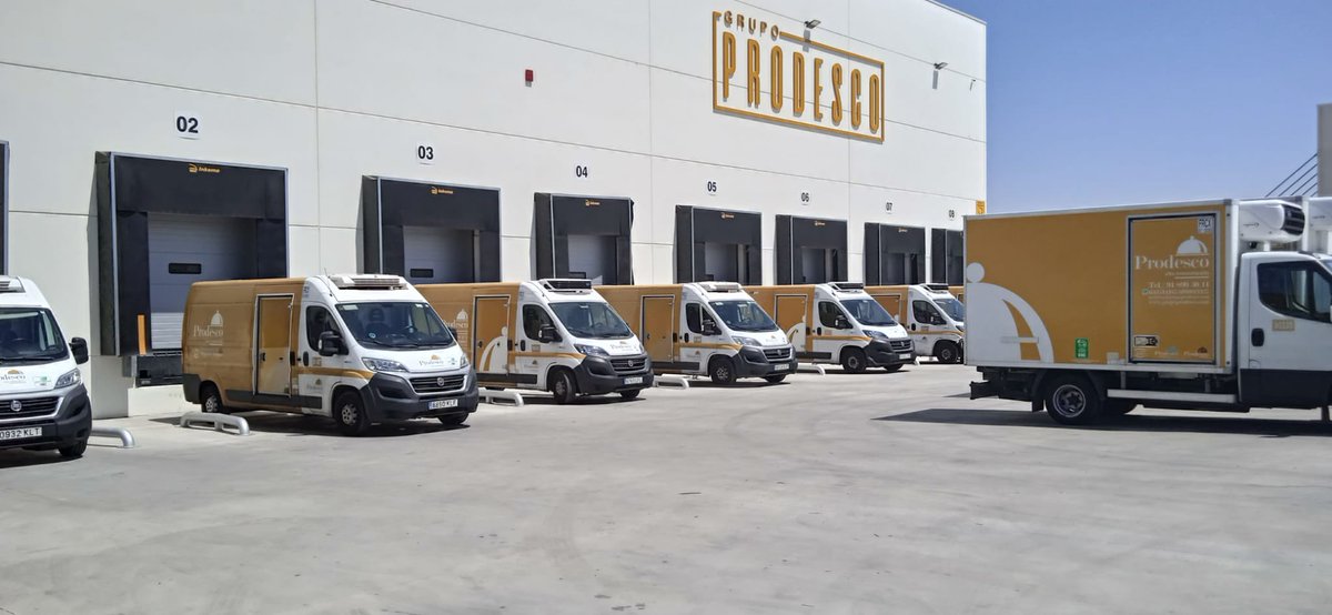 Les informamos que #DALT, realizará reparto de mercancías el día         (Jueves Santo). Nuestro reparto puede sufrir modificaciones durante los días 3,4,5 y 6 de Abril.
De igual manera, les comunicamos que el día (Viernes Santo), no realizará reparto por descanso del personal.