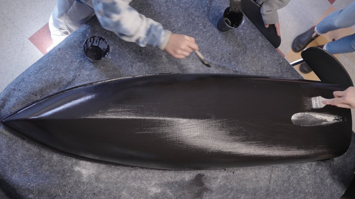 URIGSO's tweet image. ⛵ #MiniboatMonday boat build update! Frank E. Thompson Middle School students have sanded and painted the hull, ballasted and attached the keel, and begun attaching sensors to their #miniboat. Great work by all our crew members! @universityofri #URIGSO | @miniboats