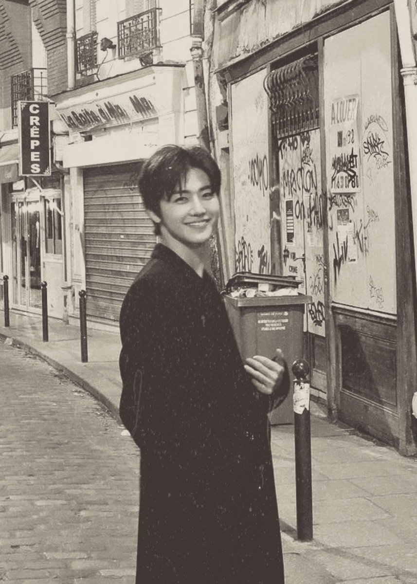 เป็นรักแรกอีกแล้ว เวลายิ้มเขาคือที่สุดเลยอะ