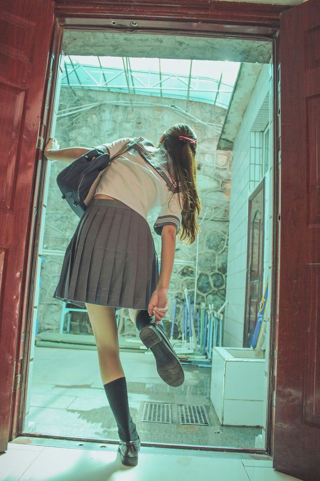 SailorLoversBot's tweet image. ⊿239 #セーラー服 mtbrs.net/ps_sailorlover…