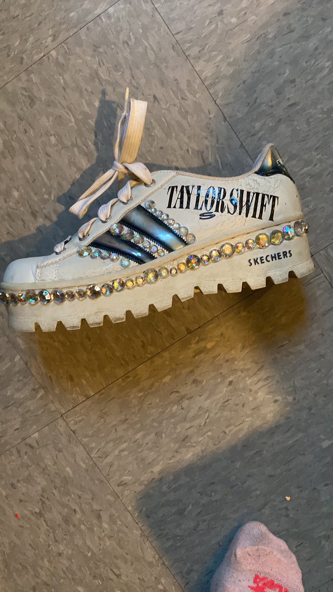 HallettHeather's tweet photo. My shoes for the eras tour. #TSErasTour #TaylorSwift @taylornation13 @taylorswift13 honest opinions? https://t.co/1MbkLcWvGQ