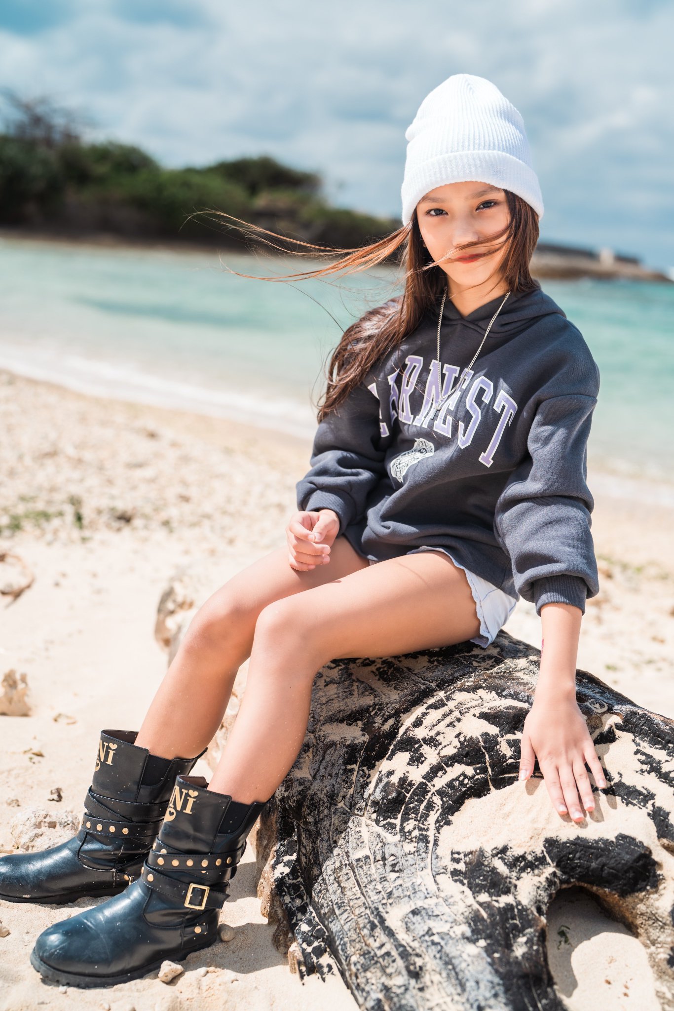 まりる☆今季新作☆ハートスタッズ大人顔リボンフラットシューズネイビー美品✨ スケスケ🧢スケトルン👓 on X: 