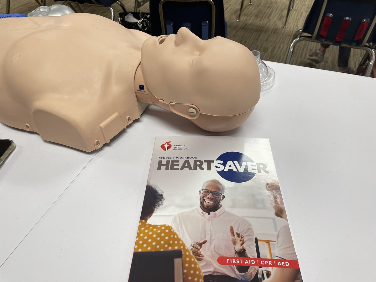 Thank you to @danadwoodrn for our wonderful CPR/AED training this morning! #CPRwithHeart #TheGISDEffect ♥️ @Cisneros_Cubby @Cisneros_NurseC